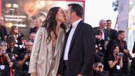Otvoren 80. Međunarodni filmski festival u Veneciji: Poljubac političara i njegove partnerke "ukrao" šou
