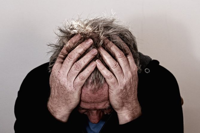 Psihijatrija, psihijatrijski bolesnik, pacijent Psihijatrija, psihijatrijski bolesnik, pacijent