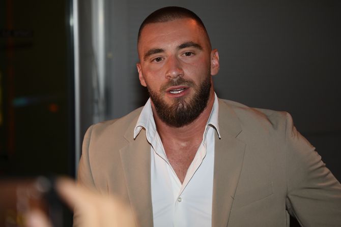 Mensur Ajdarpašić Mensur Ajdarpašić