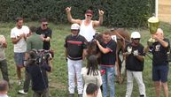 Jokić slavio u isto vreme kad su Orlovi prošli u četvrtfinale: Njegov konj pobedio u čuvenoj trci u Požarevcu