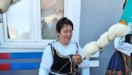 "Gospojinsko prelo i poselo" u selu Leskovu kod Majdanpeka privuklo veliki broj učesnika i posetilaca