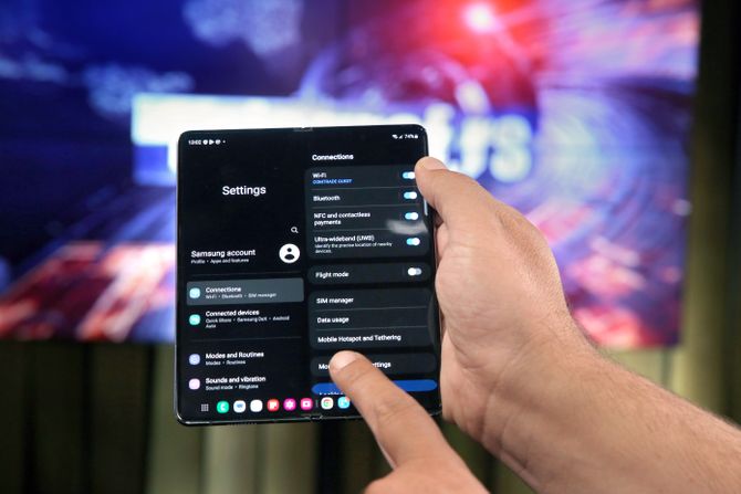 Samsung Galaxy Z Fold 5 preklopni telefon