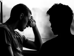 Decko depresija tinejdžer tužan mladić mladići blizanci, muškarci, muskarac