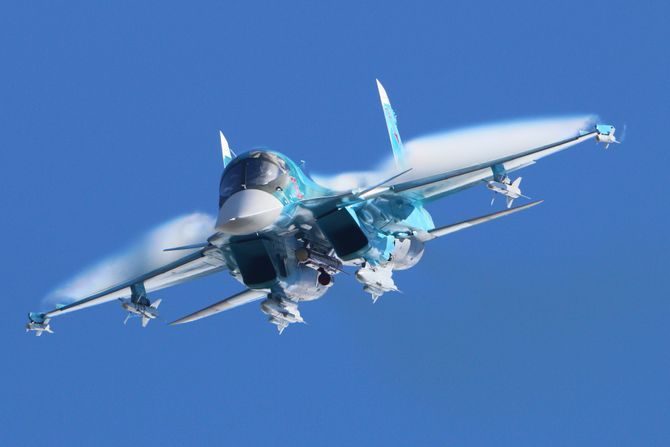 Avion SU-34 Suhoj