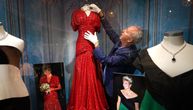 Haljina pokojne princeze Dajane je na aukciji: Procenjuje se da će cena dostići neverovatnih 400.000 dolara