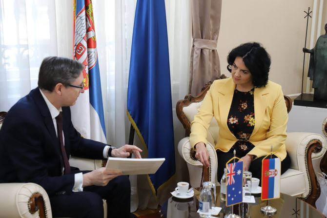 Dragana Sotirovski, Grad Niš, ambasador Australije