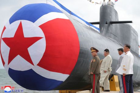Severna Koreja nuklearna podmornica Kim Džong Un