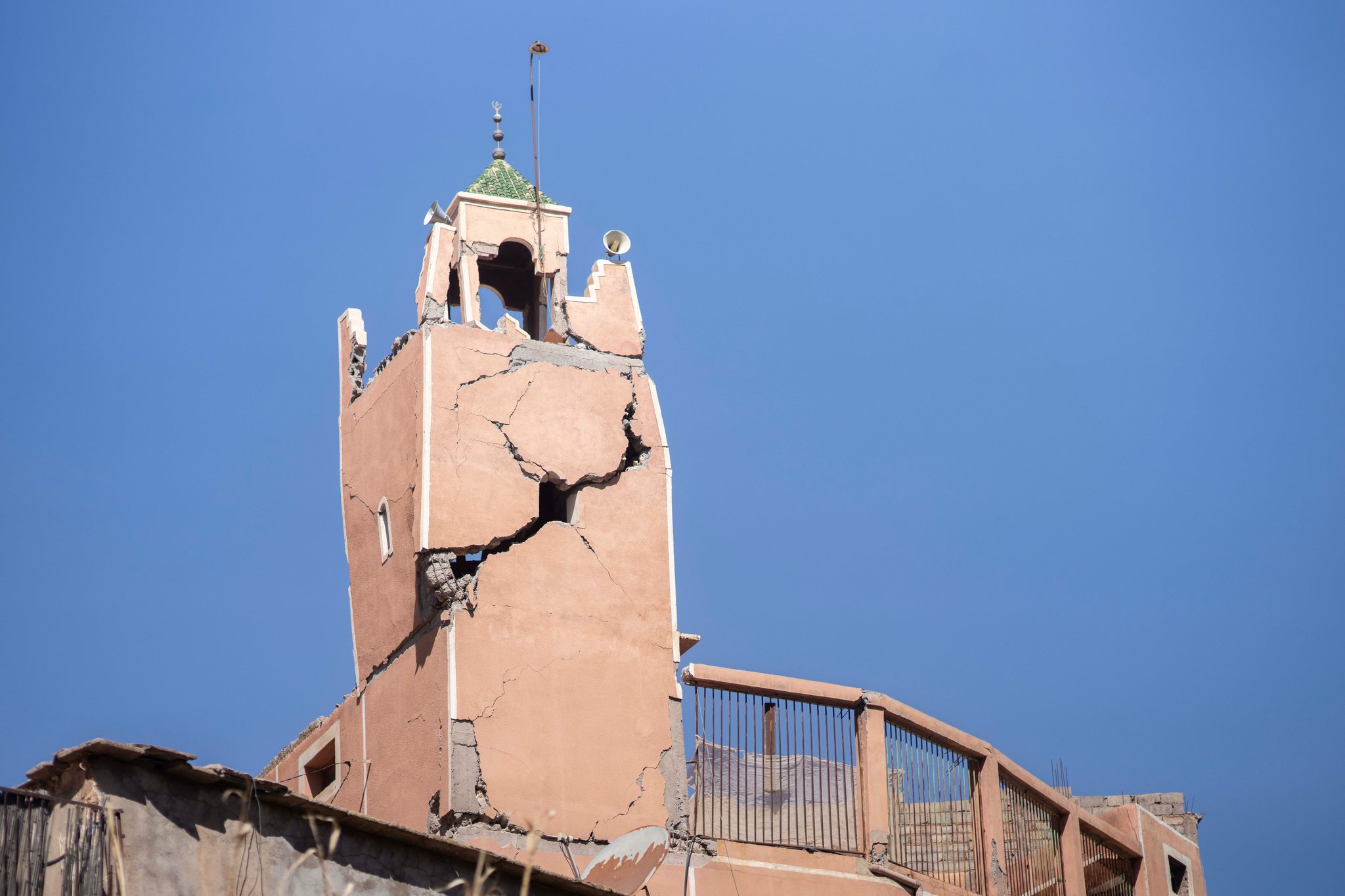 Nevreme oštetilo svetinju na jugu Srbije! Vetar nosio sve pred sobom, fotografije su tužne
