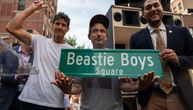 Grupa Beastie Boys dobila svoj trg u Njujorku: Gomila ljudi na događaju