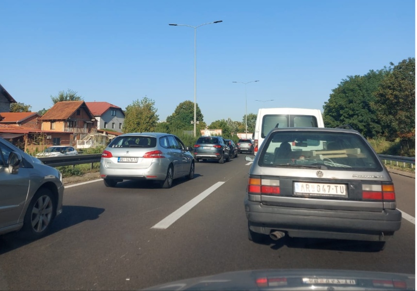 Predstoji potpuna blokada: Ako planirate put ovim delom Srbije, bolje POGLEDAJTE OVO da ne ostanete zarobljeni
