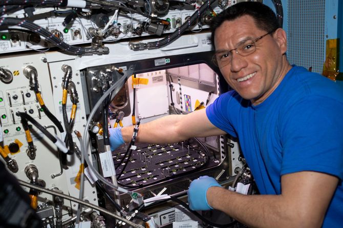 Frenk Rubio, astronaut, rekorder Frenk Rubio, astronaut, rekorder