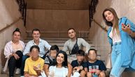 Tanja Savić upoznala 11 godina mlađeg dečka sa sinovima i sestrom: Objavila nikad emotivniju fotografiju