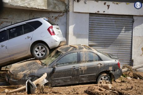 Libija, Derna, poplava, bujica, pucanje brane