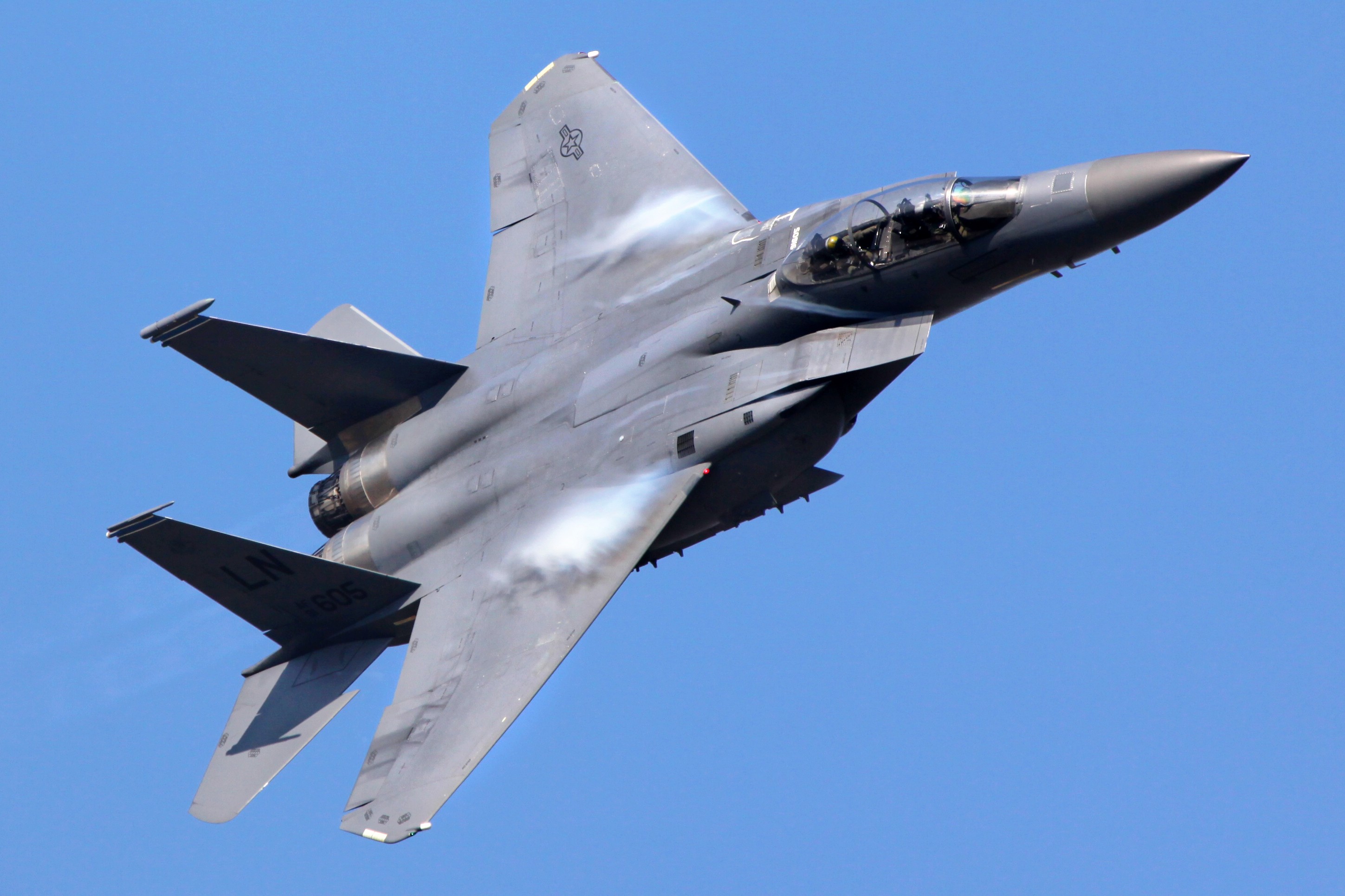Američki zvaničnici: Kineska raketa možda oborila F-15E iznad Irana