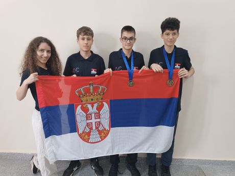 Informatička ekipa Srbije