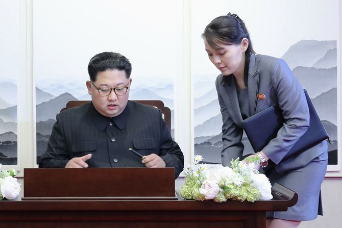 Kim Džong Un, Kim Yo Jong