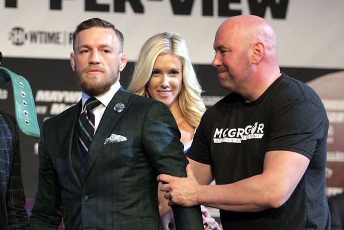 Dana Vajt Konor Megregor Dana Vajt Konor Megregor