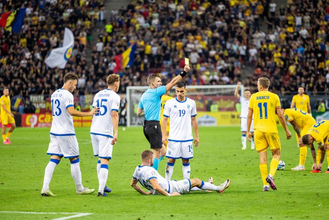 Fudbalska reprezentacija tzv. Kosova i Rumunije