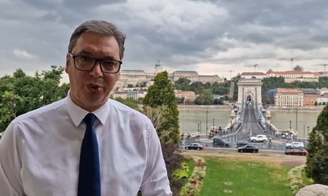 Aleksandar Vučić, Brisel