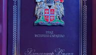 Direktoru BIA i osnivaču Pokreta socijalista Aleksandru Vulinu dodeljeno priznanje grada Istočno Sarajevo