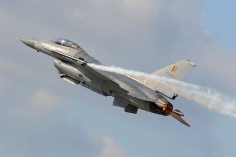 F-16 MLU