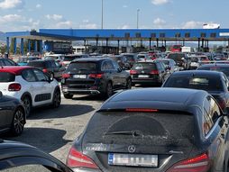 Gužne na granici granica sa Grčkom granični prelazi  na ulazu u Srbiju iz Makedonije i Grčke