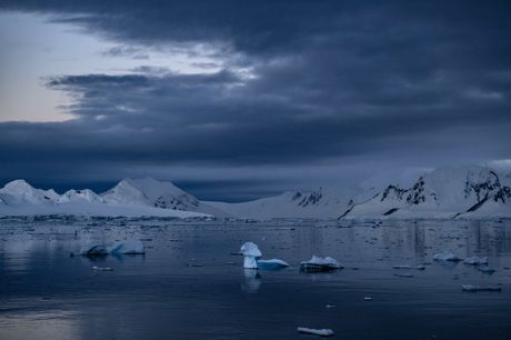 Antarktik, topljenje leda