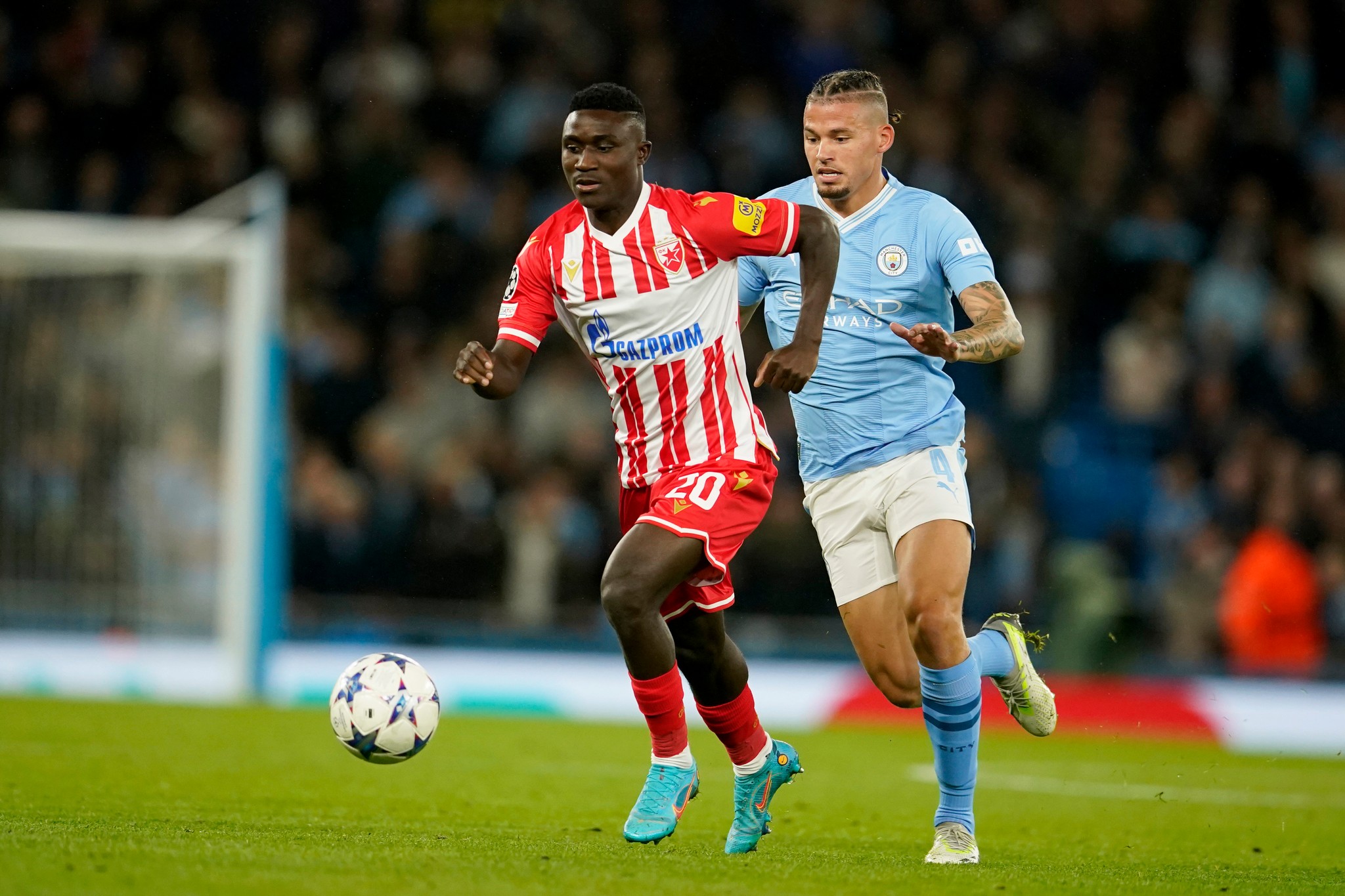 Koštao 50 miliona, odigrao 46 mečeva za 4 godine, a i dalje zarađuje neverovatan novac