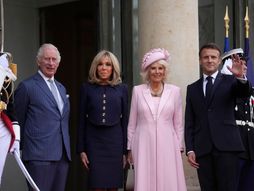 Kralj Čarls i Kamila u Parizu