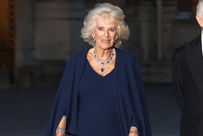 Kraljica Kamila, Queen Camilla Kraljica Kamila, Queen Camilla
