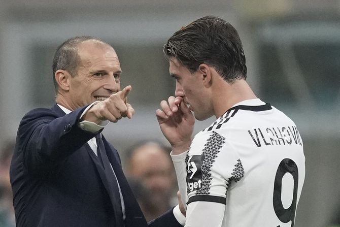 Masimilijano Alegri, Dušan Vlahović, FK Juventus Masimilijano Alegri, Dušan Vlahović, FK Juventus