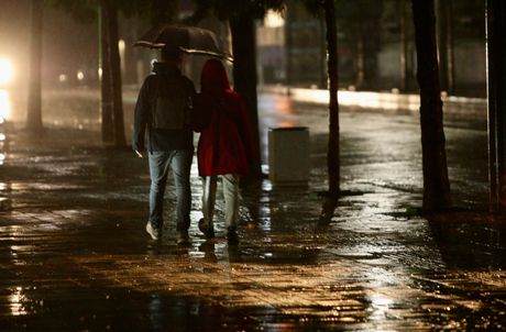 Beograd kiša nevreme noć Beograd kiša nevreme noć