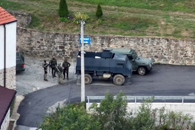 Manastir Banjska, kosovska policija