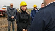 Uručeno prvih 100 ugovora za unapređenje energetske efikasnosti: Ministarka Đedović Handanović u Pirotu