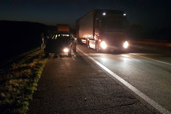 Teška saobraćajna nesreća na autoputu Beograd Niš Bagrdanski tesnac