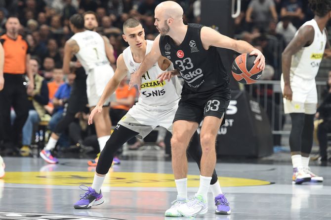 Nik Kalates i Jam Madar, Fenerbahče - Partizan