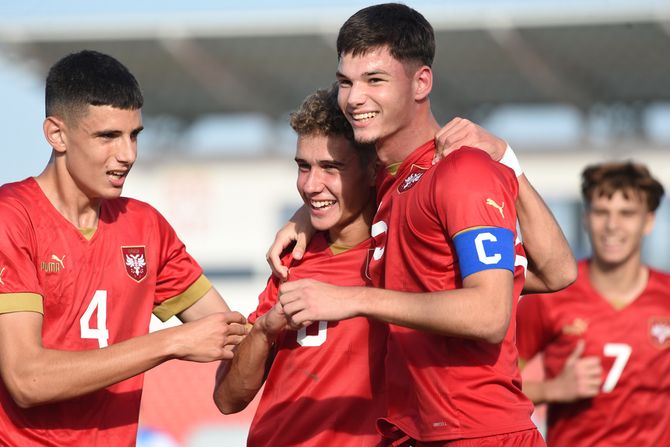 Fudbal Srbija Slovačka U17