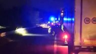 Povređeno najmanje troje u saobraćajki kod Mladenovca: Vatrogsaci sekli vozila da dođu do ljudi