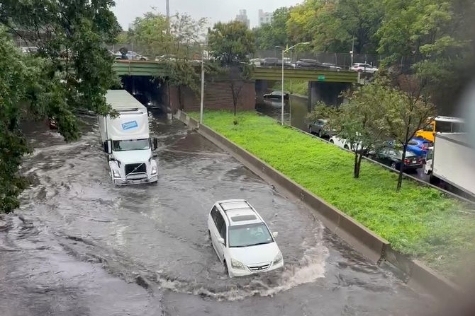 Njujork kiša nevreme oluja Njujork kiša nevreme oluja