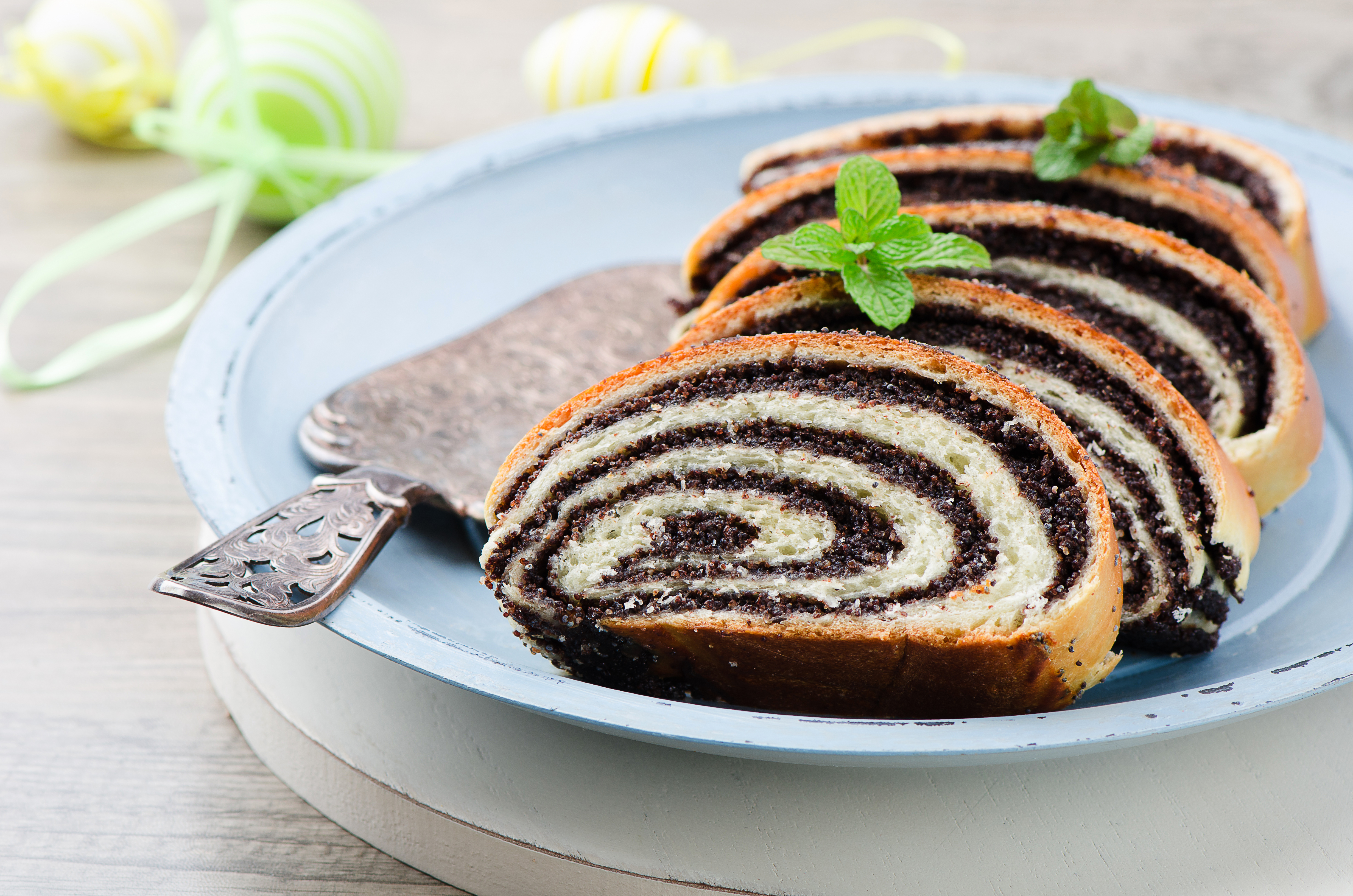 Zaboravite na kupovne: Ovako se pravi prava domaća štrudla sa makom po starom receptu