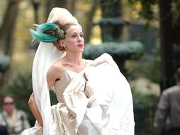 Keri Bredšou u venčanici