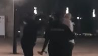 Pogledajte kako je izgledalo hapšenje mladića u centru Kruševca: Osvanuo snimak, prolaznici u neverici
