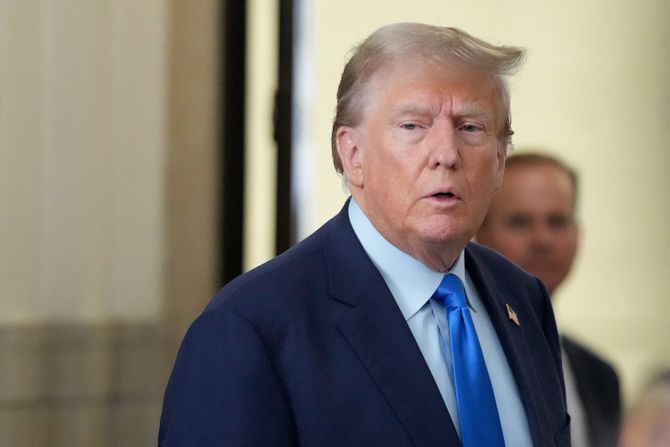 Donald Tramp suđenje Donald Tramp suđenje