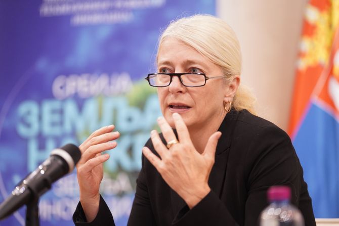 jelena begović, ministarka nauke