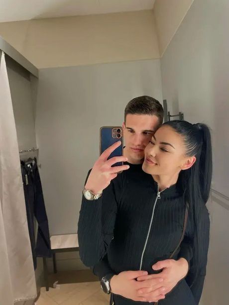 Antonela Bakovic i suprug Marko Baković hrvatski par iz autobusa Antonela Bakovic i suprug Marko Baković hrvatski par iz autobusa