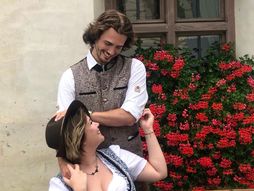 Maša i Gabrijel Glatt, narodna nošnja Nemačke, Dirndl, Tracht