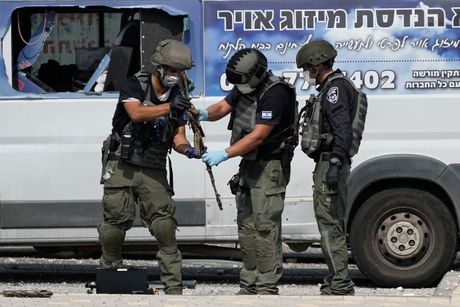 Izrael Hamas napadi  izraelska policija