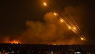 Hamas tvrdi da je ispalio 100 raketa ka aerodromu u Tel Avivu, Srbi za dlaku izbegli napad: Kruži ovaj snimak