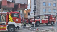 Lokalizovan požar na objektu Elektrokrajine u Banjaluci: Vatrogasci se satima borili sa stihijom