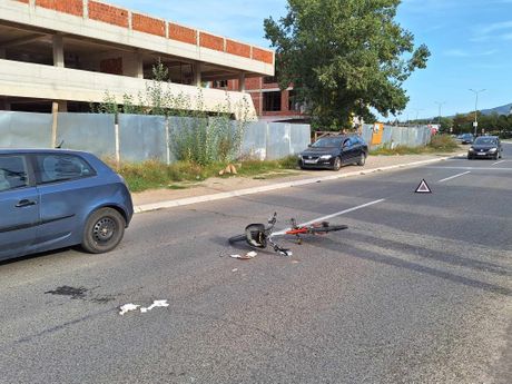 Biciklista povređen u sudaru na Vizantijskom bulevaru u Nišu